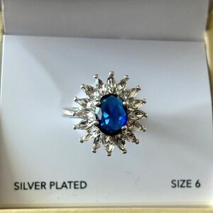 Silver Plated Blue Oval Gemstone Ring With Clear Crystal Accents Size 6 NEW
